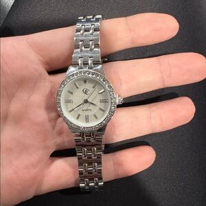 NWOT Gold Coast Ladies Quartz 28mm Fashion Watch